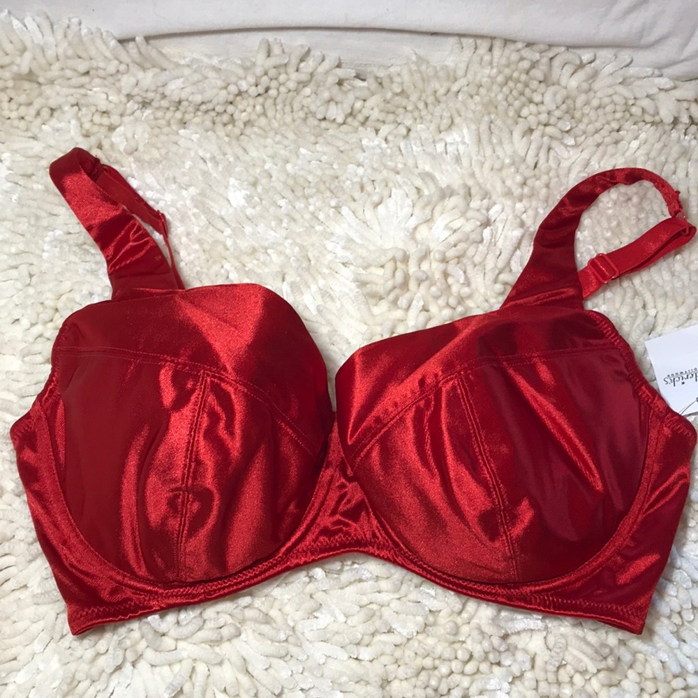 Red satin padded push-up bra 36F Fredericks of Hol